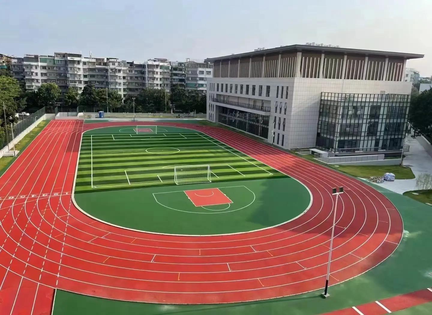 白山市橡胶跑道塑胶篮球场 - 方案
